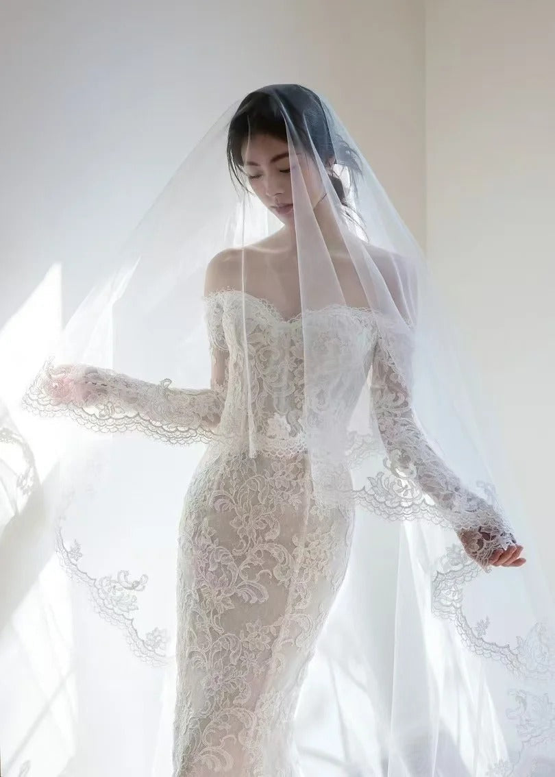 váy cưới đuôi cá tay dài