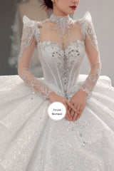 Tu Linh Boutique áo cưới Áo Cưới Cổ V tay Dài