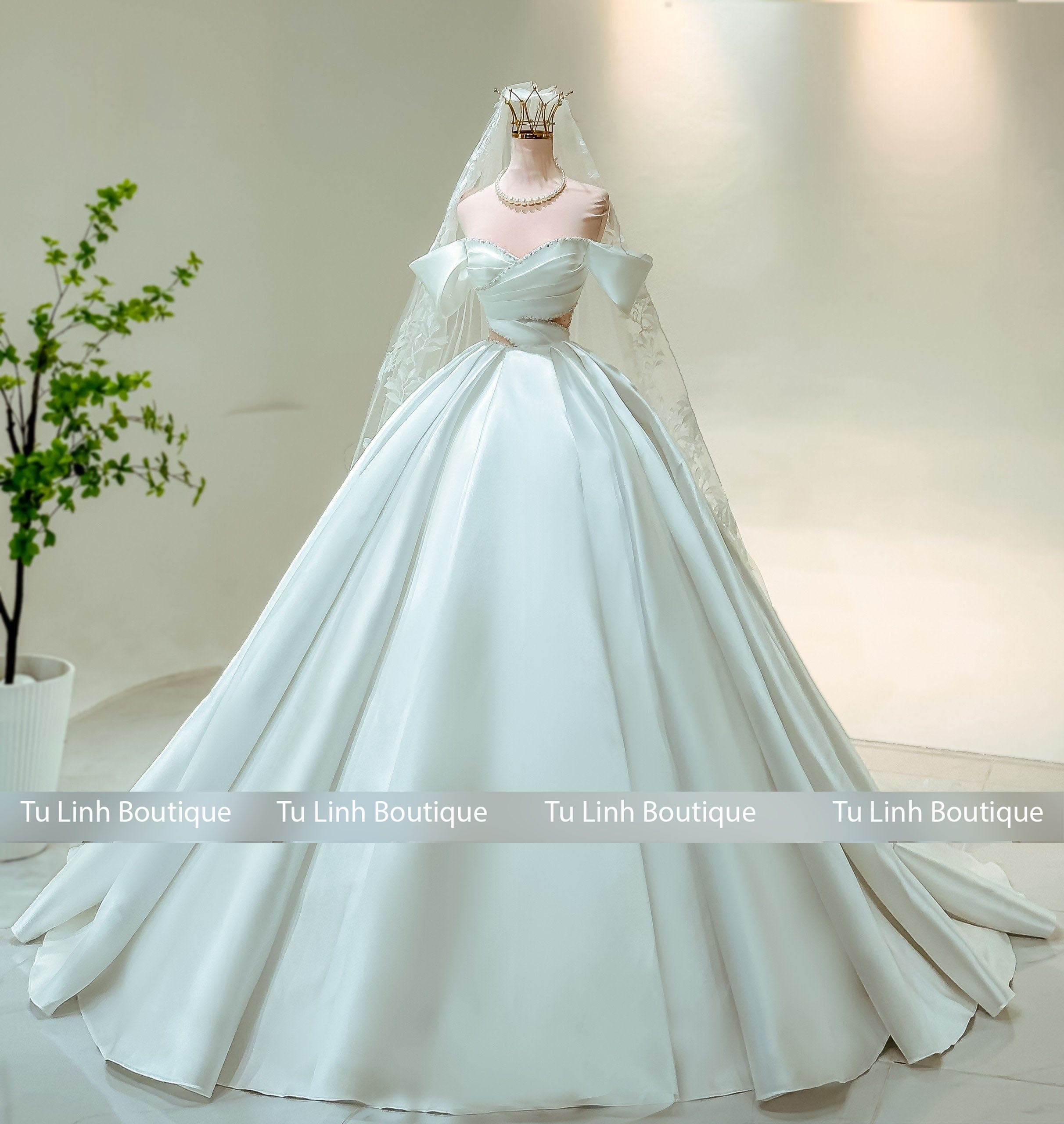 Tu Linh Boutique áo cưới Áo Cưới Tay phồng Đơn Giản