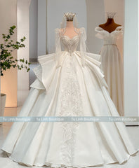 Tu Linh Boutique Áo Cưới Cổ Điển Tay Dài