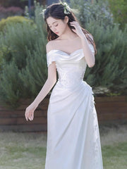 Tu Linh Boutique Áo cưới Tay Ngắn Cổ V