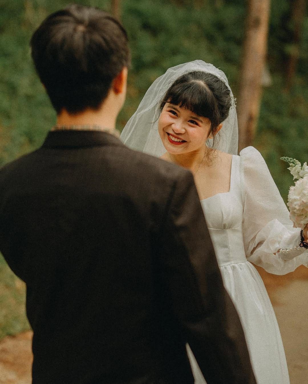 Tu Linh Boutique Áo Cưới Tay Phồng