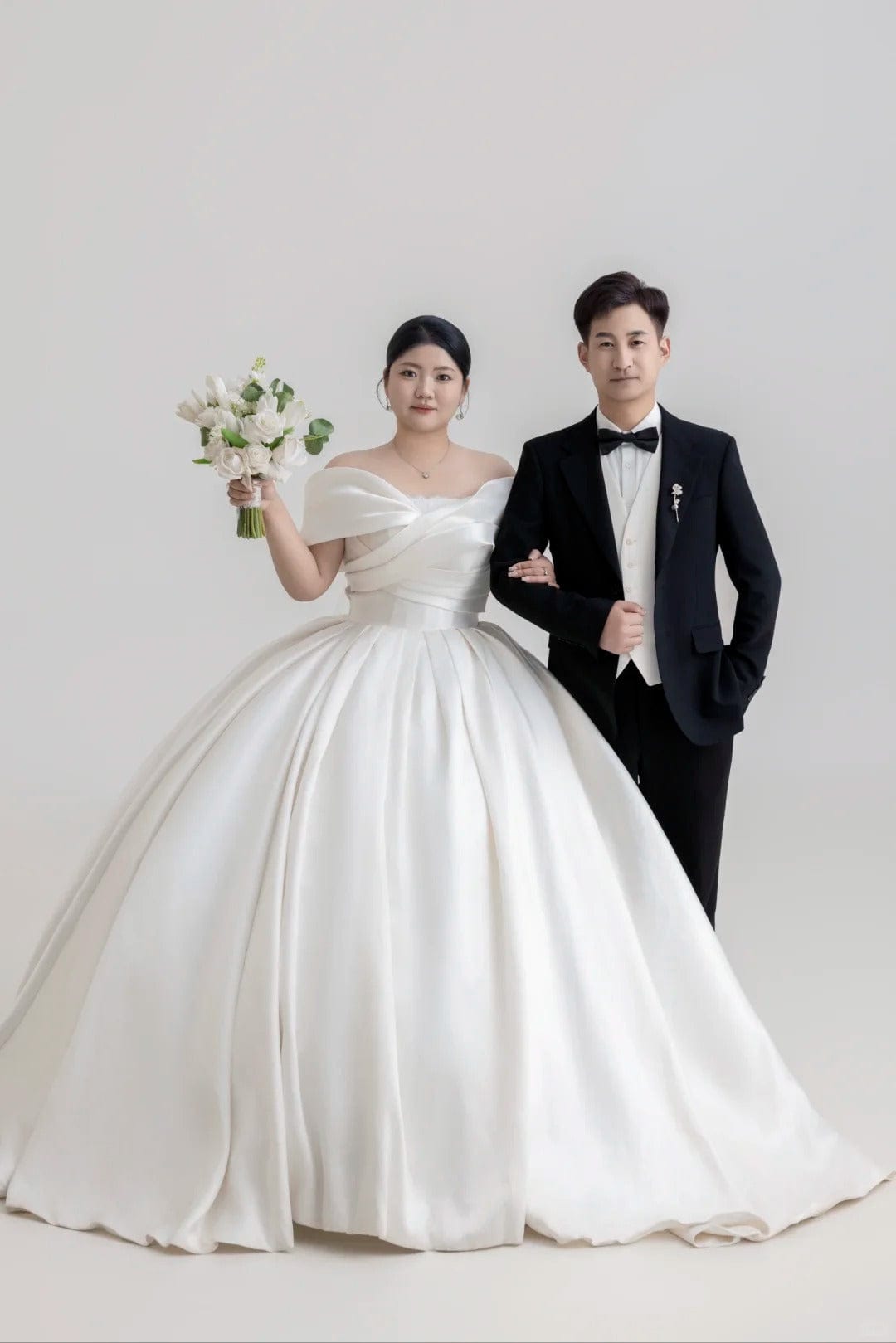 Tu Linh Boutique Váy Cưới Bigsize Esther