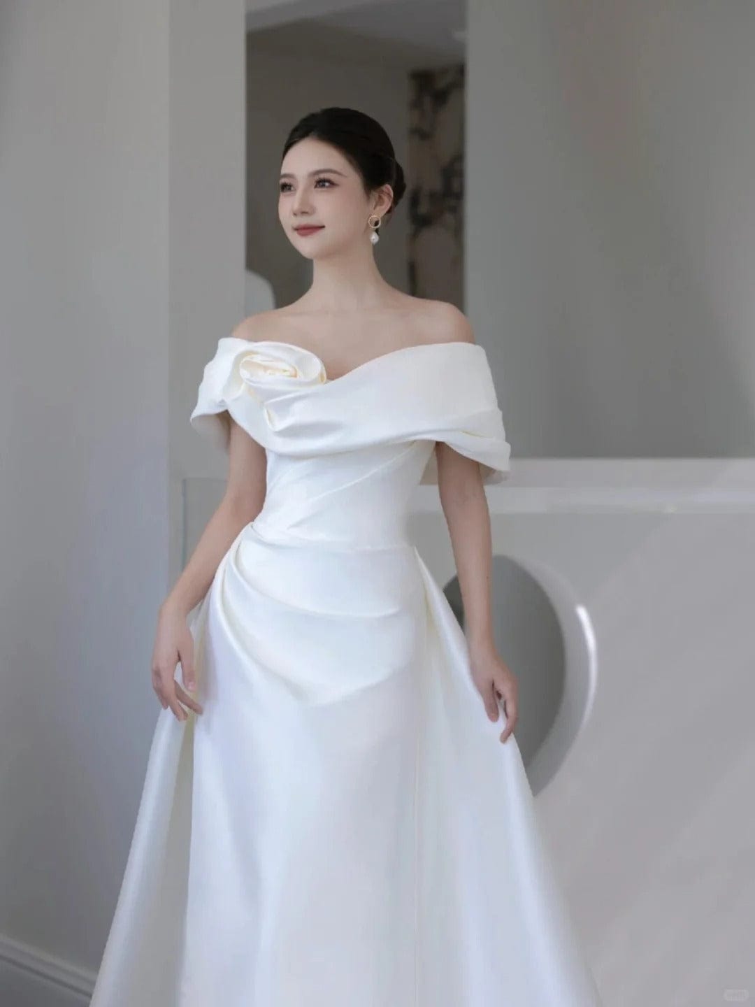 Tu Linh Boutique Váy cưới Minimalist Hypatia