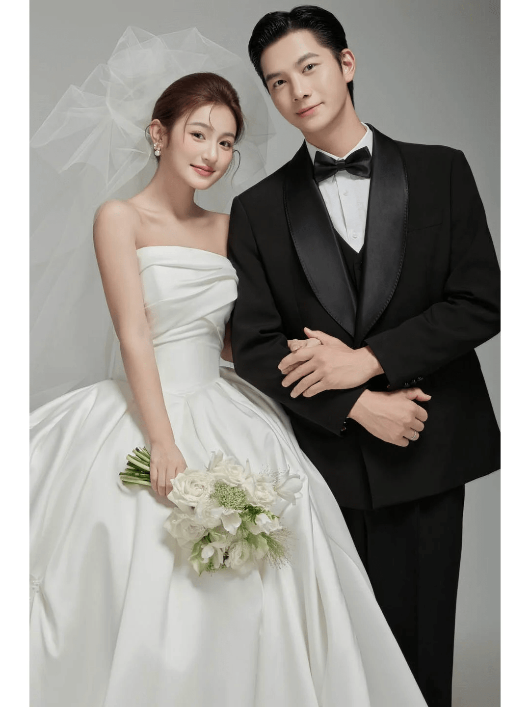 Tu Linh Boutique Wedding Dresses Váy cưới Minimalist Donatella