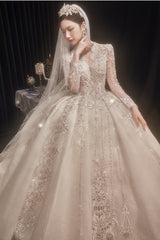 Tu Linh Boutique áo cưới Áo Cưới Đính Tay Dài Thân Mỏng