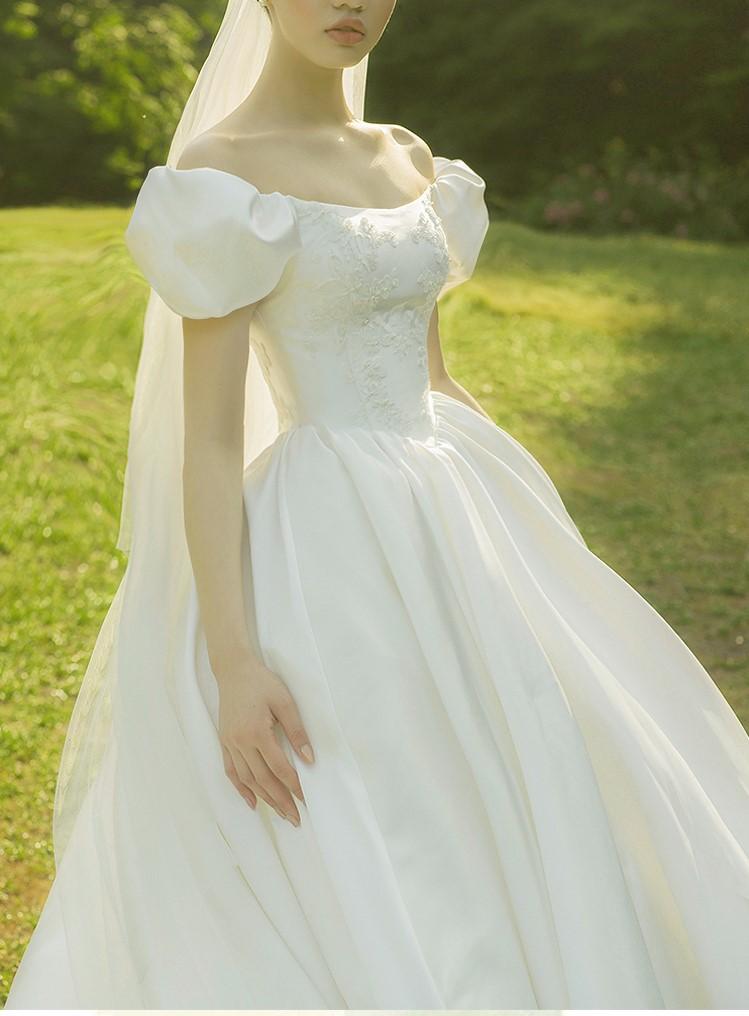 Tú Linh Boutique áo cưới Áo Cưới Minimalist Fidelma