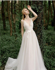 Tú Linh Boutique áo cưới Áo Cưới Minimalist Heulwen