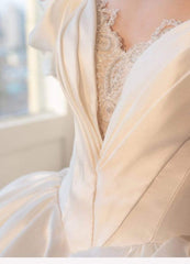 Tú Linh Boutique áo cưới Áo Cưới Minimalist Keelin