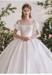 Tú Linh Boutique áo cưới Áo Cưới Minimalist Latifah