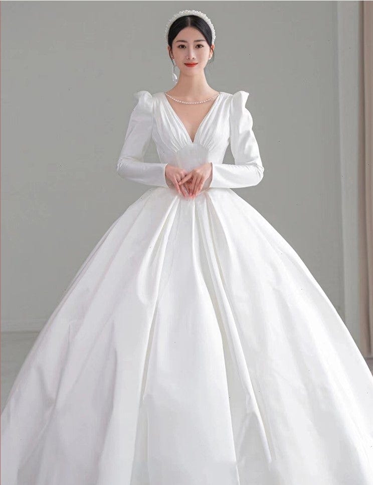 Tu Linh Boutique áo cưới Áo Cưới Tay Dài Cổ V