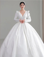 Tu Linh Boutique áo cưới Áo Cưới Tay Dài Cổ V