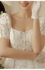 Tu Linh Boutique Áo Cưới Ren Ẩn