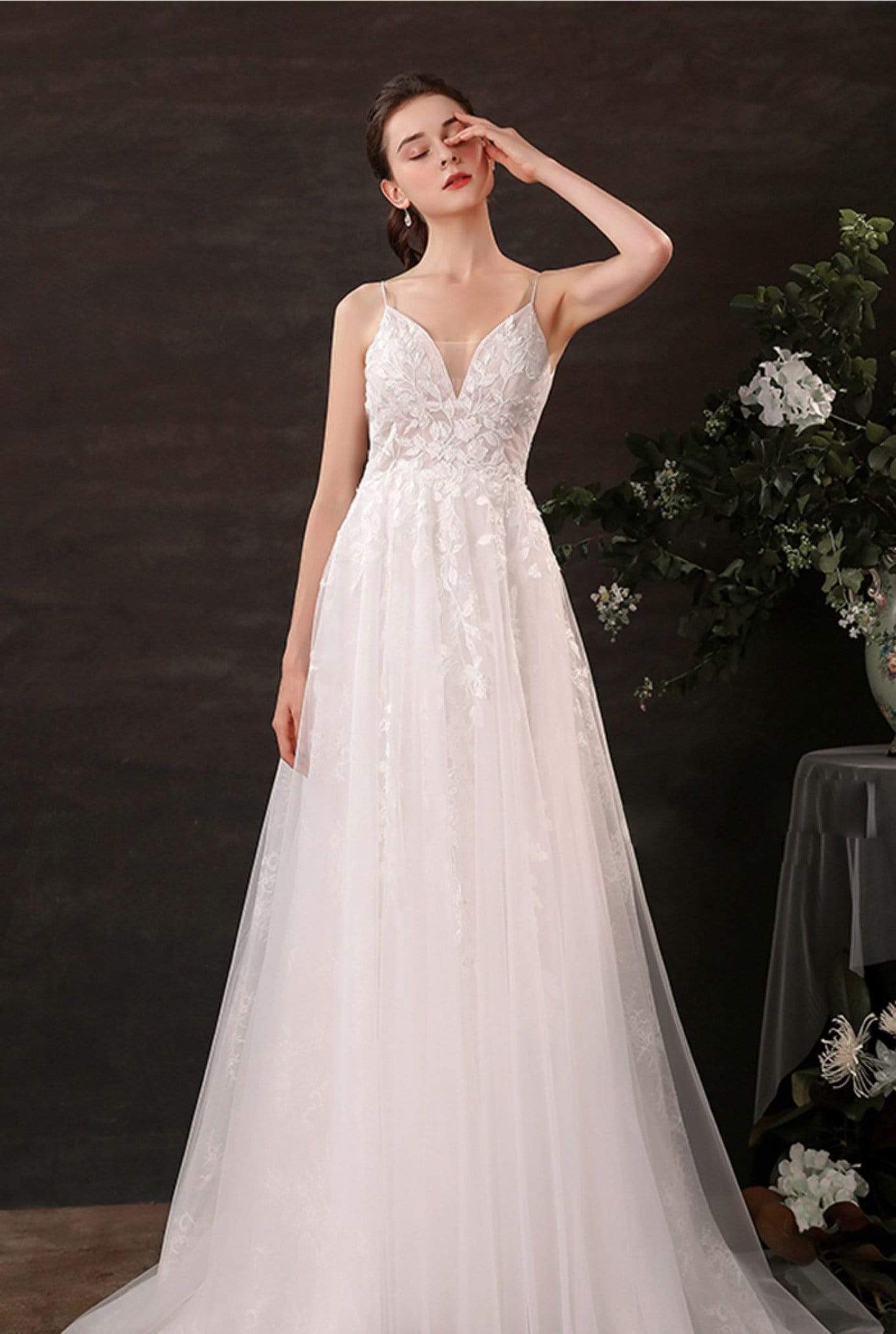 Tú Linh Boutique áo cưới Váy cưới chữ A Oliver