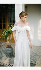 Tu Linh Boutique áo cưới váy cưới đơn giản Aboli