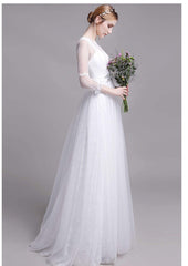 Tú Linh Boutique áo cưới Váy cưới đơn giản Aurora