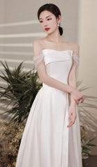 Tu Linh Boutique áo cưới Váy cưới đơn giản Rosalind