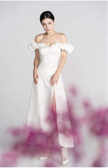 Tu Linh Boutique áo cưới Váy Cưới Đi Bàn Đơn Giản Flora