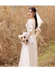 Tu Linh Boutique áo cưới Váy Cưới Đi Bàn Đơn Giản Juhi