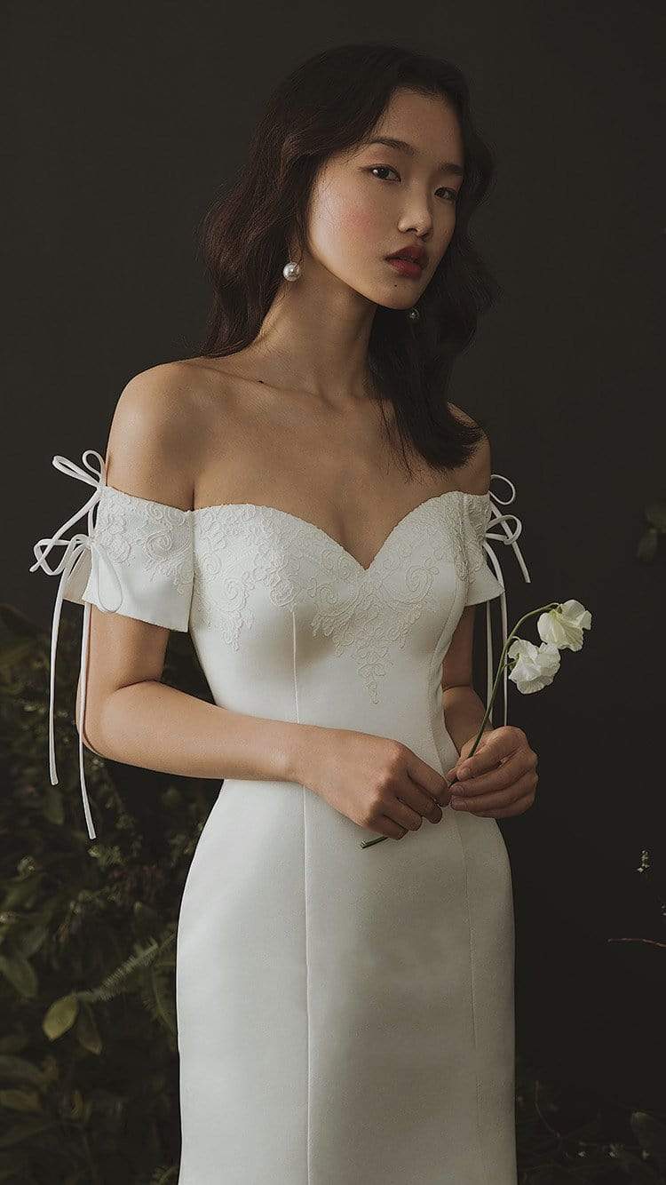 Tú Linh Boutique áo cưới Váy Cưới Minimalist Aurora