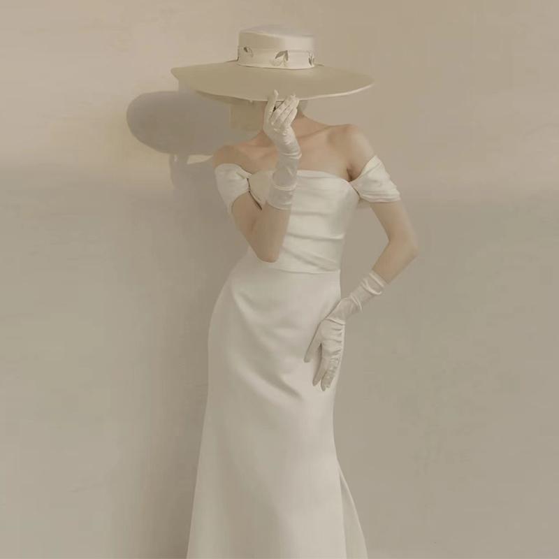 Tú Linh Boutique áo cưới Váy Cưới Minimalist Charmaine