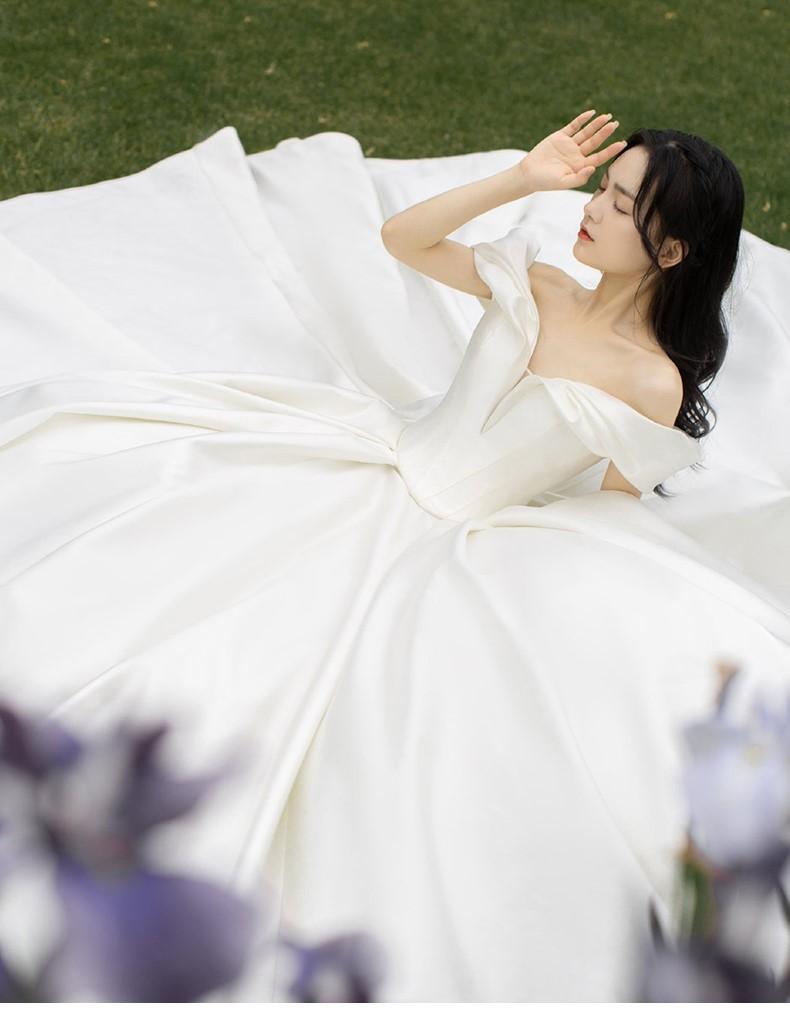 Tú Linh Boutique áo cưới Váy Cưới Minimalist Dulcie