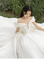 Tú Linh Boutique áo cưới Váy Cưới Minimalist Dulcie