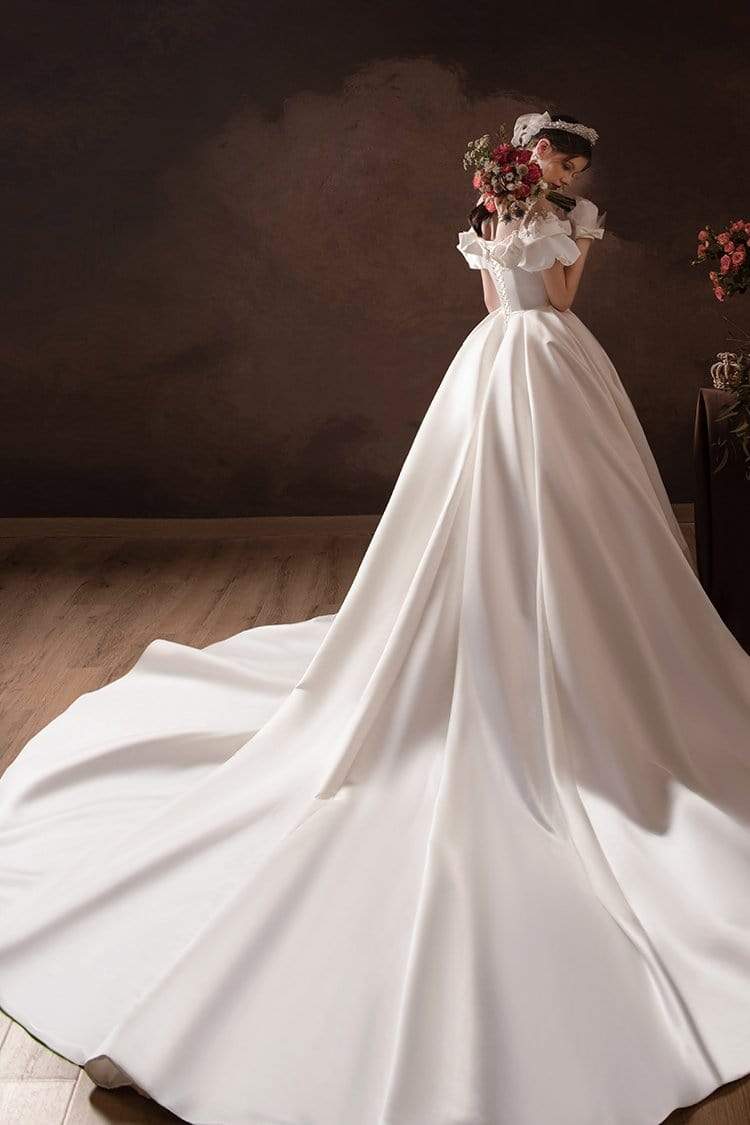 Tú Linh Boutique áo cưới Váy Cưới Minimalist Eirlys