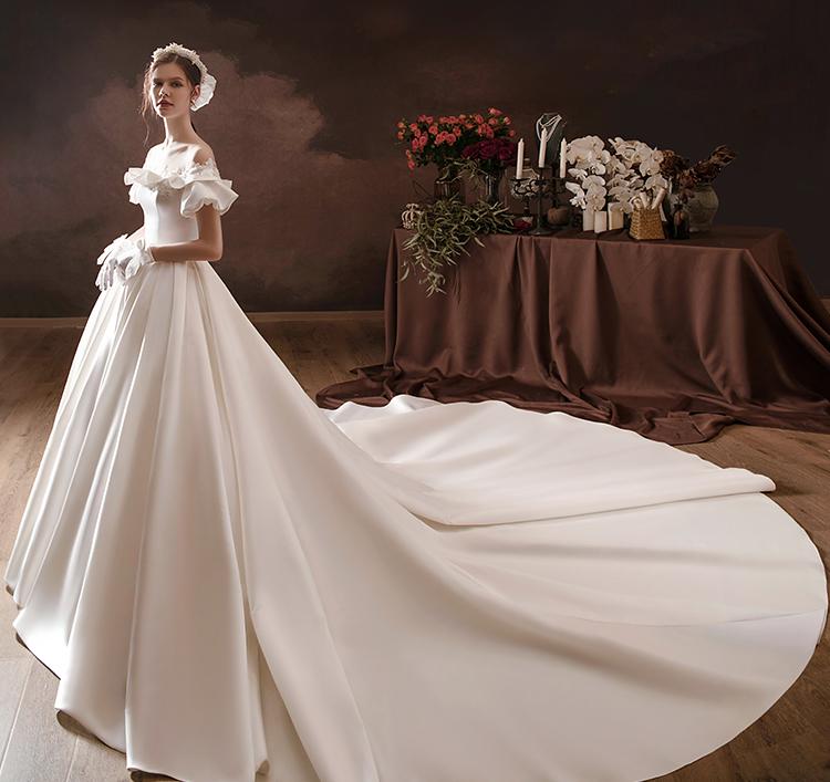 Tú Linh Boutique áo cưới Váy Cưới Minimalist Eirlys