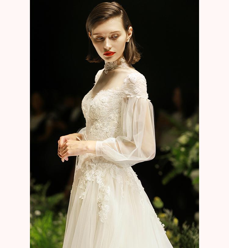 Tú Linh Boutique áo cưới Váy Cưới Minimalist Latifah