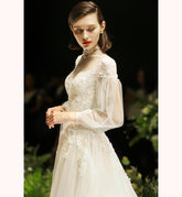 Tú Linh Boutique áo cưới Váy Cưới Minimalist Latifah