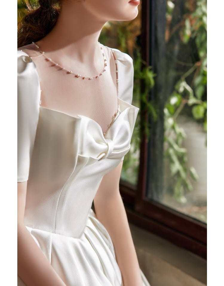 Tu Linh Boutique áo cưới Váy Cưới Tay Phồng Cổ Điển