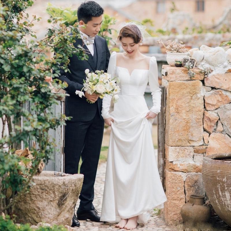 Tu Linh Boutique áo cưới Váy Cưới Trắng Đơn Giản 02