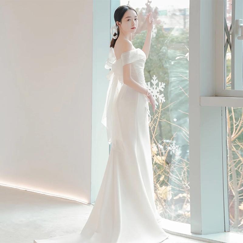 Tu Linh Boutique áo cưới Váy Cưới Trắng Đơn Giản Allure