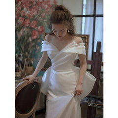 Tu Linh Boutique áo cưới Váy Cưới Trắng Đơn Giản Rosa