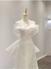 Tu Linh Boutique áo cưới Váy Cưới Trắng Đơn Giản Rosa