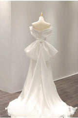 Tu Linh Boutique áo cưới Váy Cưới Trắng Đơn Giản Rosa