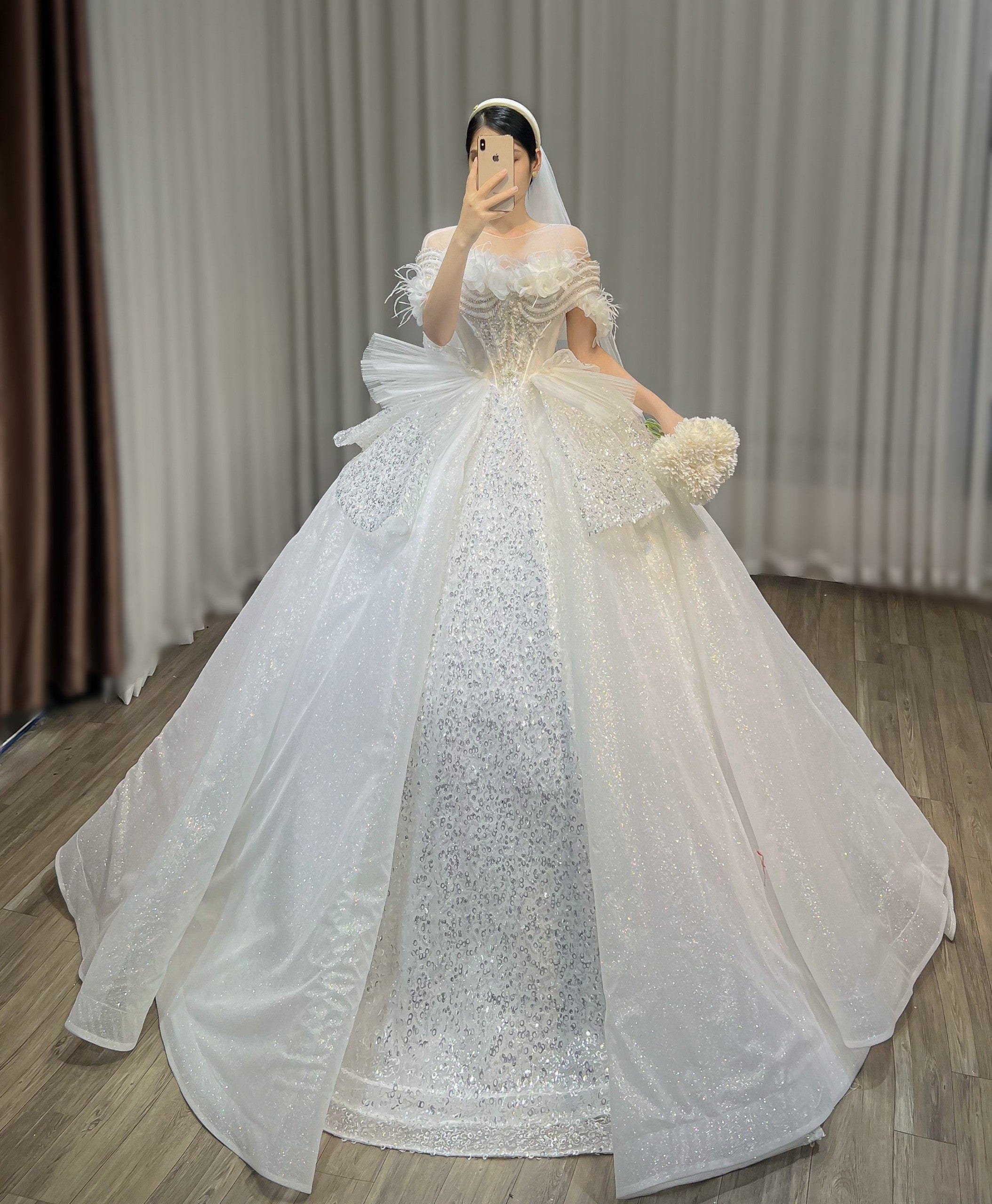 Tu Linh Boutique Váy Cưới Công Chúa Layla