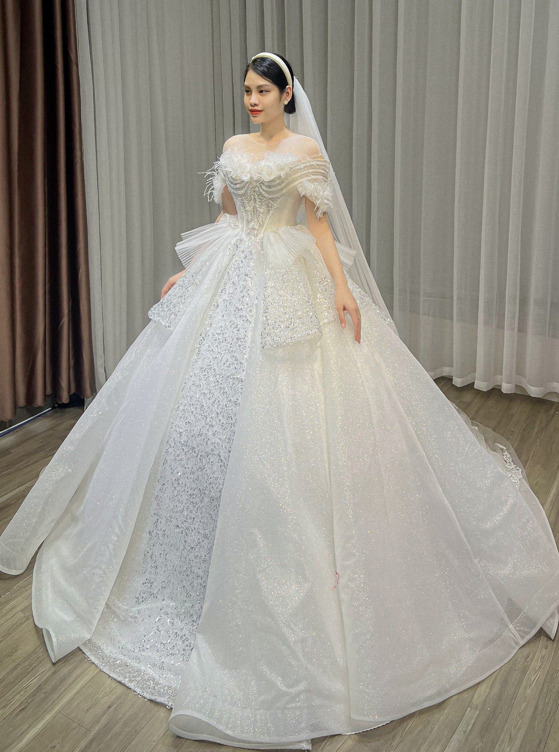 Tu Linh Boutique Váy Cưới Công Chúa Layla