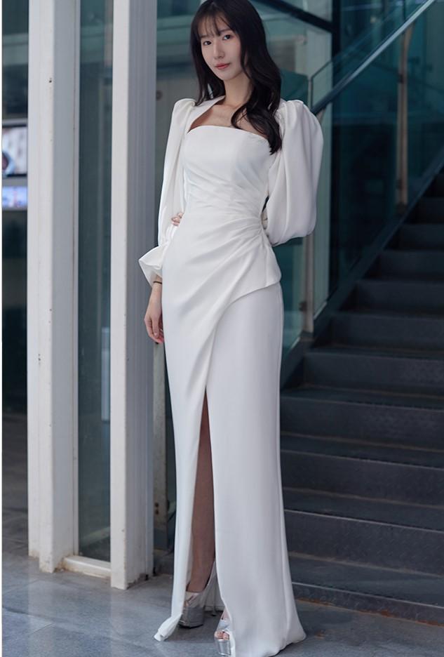 Tu Linh Boutique Váy Cưới Đi Bàn Đơn Giản Jasmine