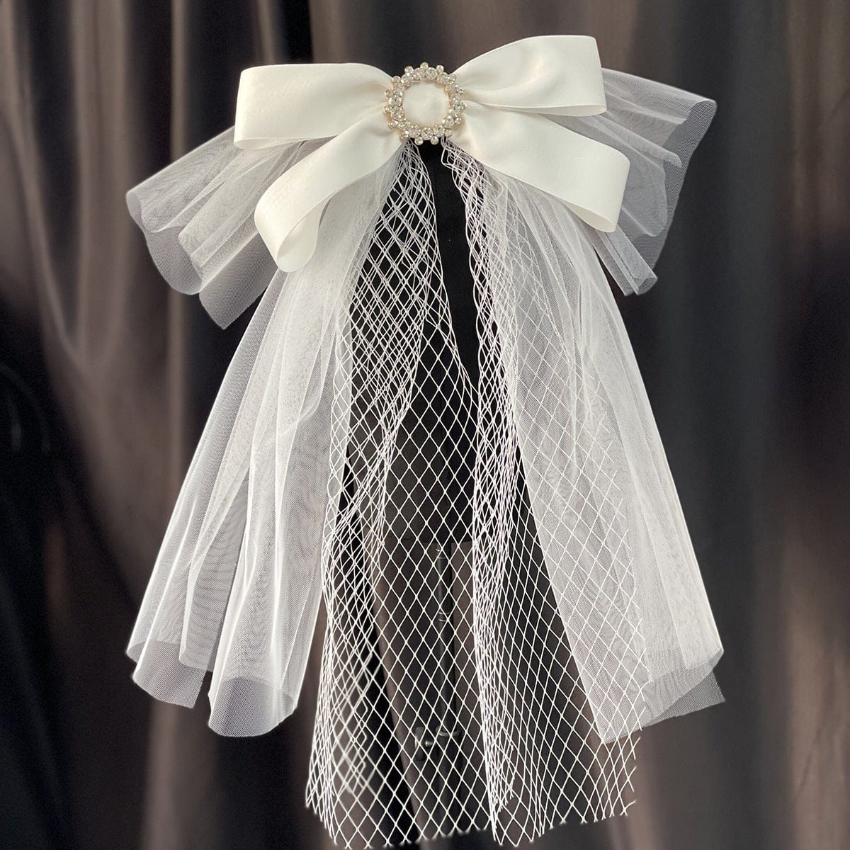 Tú Linh Boutique voan cài tóc cô dâu Voan cài tóc cô dâu Bella