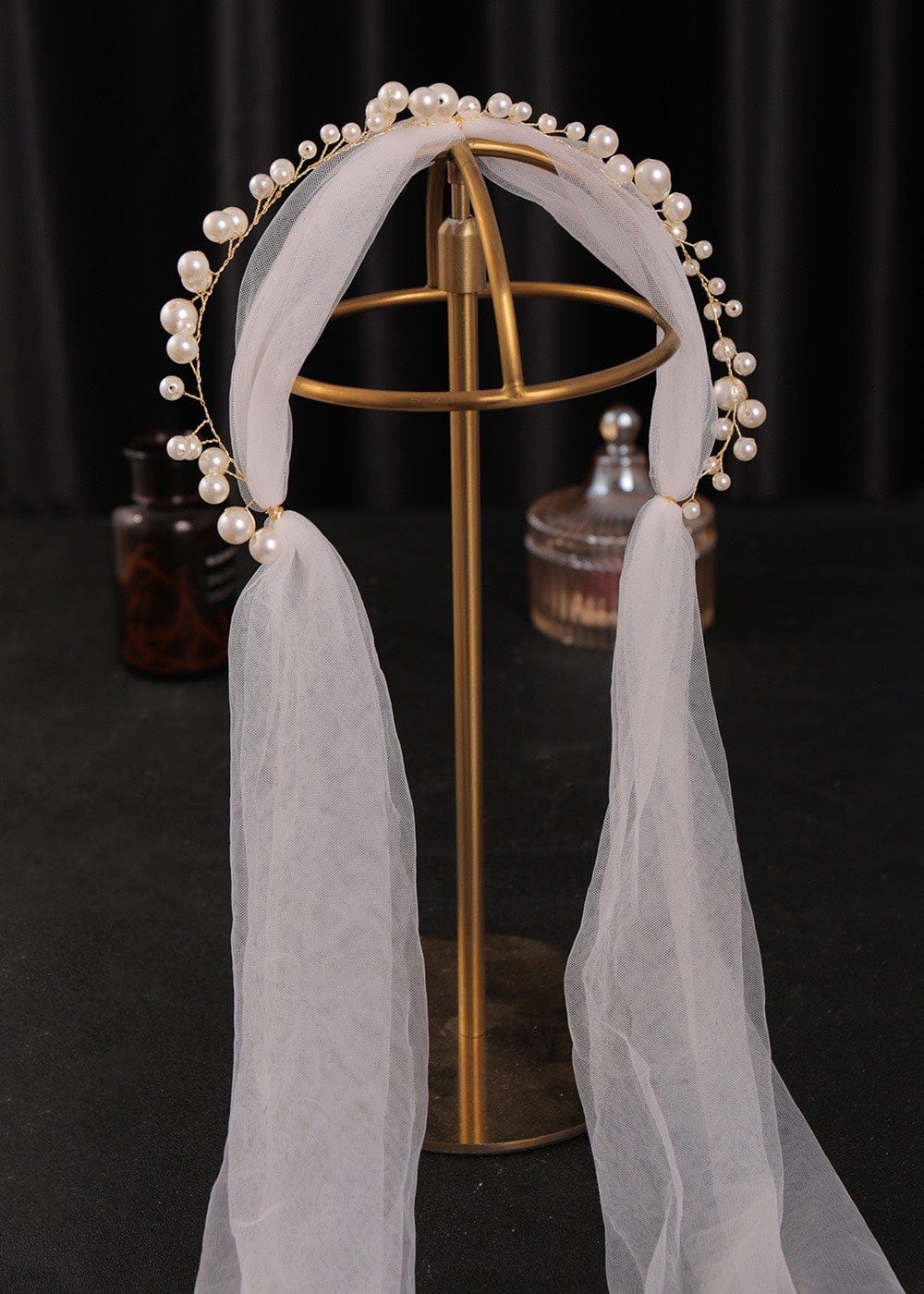 Tú Linh Boutique voan cài tóc cô dâu Voan cài tóc cô dâu Delwyn