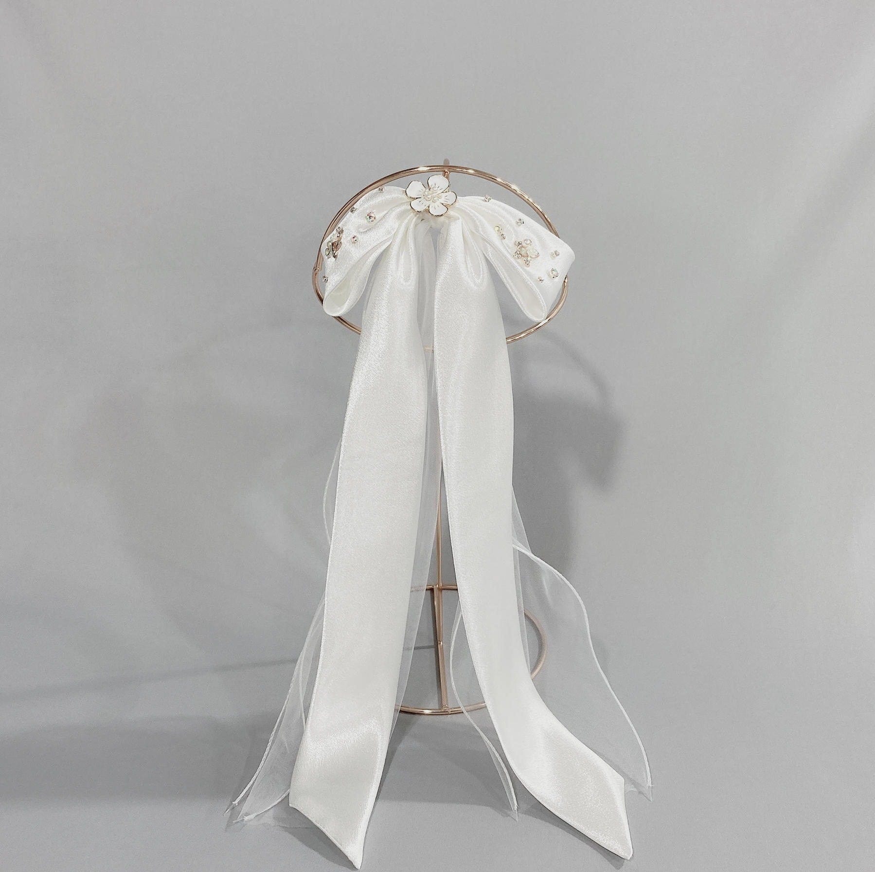 Tú Linh Boutique voan cài tóc cô dâu Voan cài tóc cô dâu Drusilla