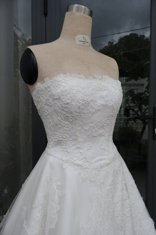 The Ultimate Guide to A-Line Wedding Dresses: Styles, Tips & Where to Buy