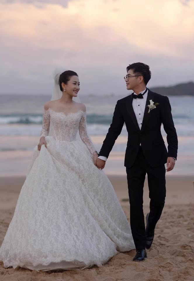 Tu Linh Boutique Váy Cưới Đơn Giản Lotus